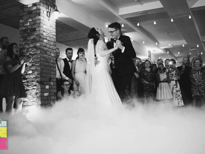 Ciężki dym na wesele Piła. Pierwszy taniec. Spacer w chmurach.