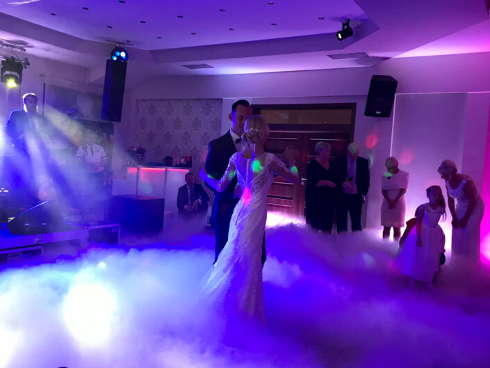 Pierwszy taniec. Ciężki dym na wesele. Gościniec nad Gopłem